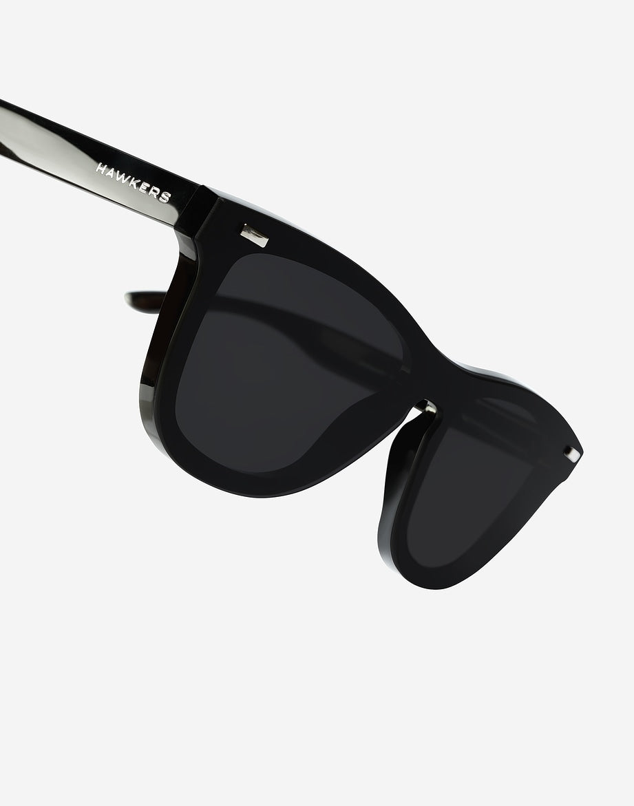 ONE VENM RAW - BLACK HAWKERS