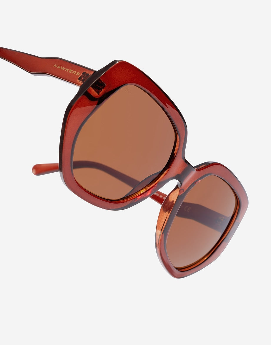 MIA - CARAMEL BROWN Hawkers