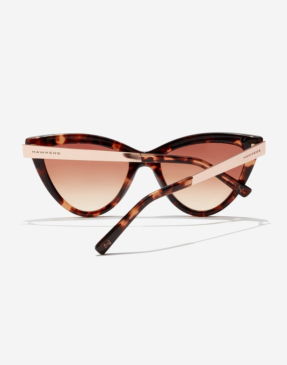 COSMO - BROWN TERRACOTA HAWKERS