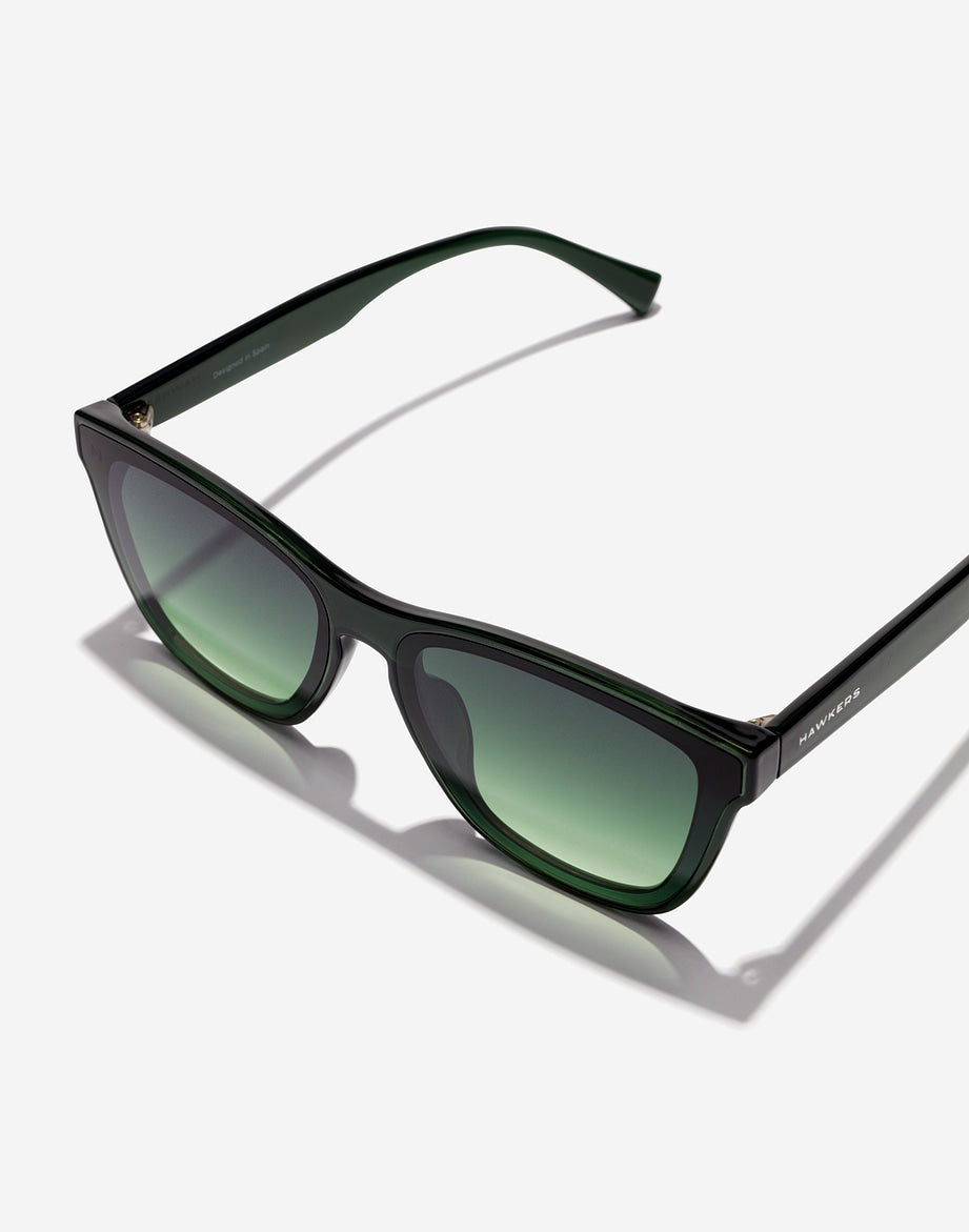 DOWNTOWN MAX - GREEN FOREST Hawkers