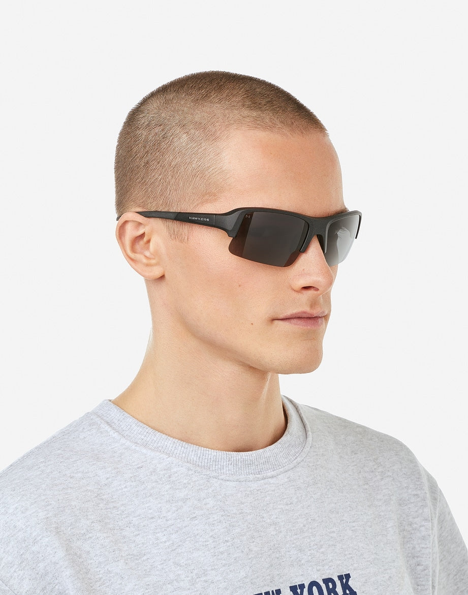 BAT - POLARIZED BLACK DARK Hawkers
