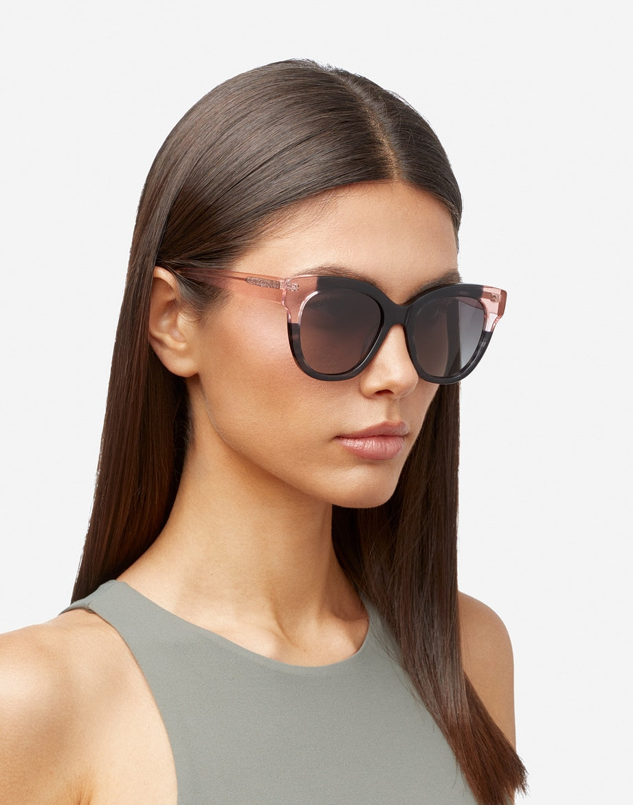 BLACK PINK AUDREY HAWKERS
