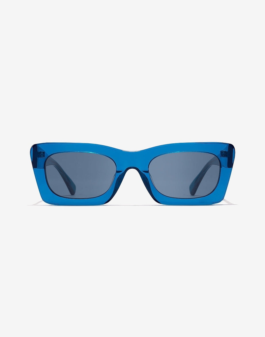 PAULA ECHEVARRÍA X HAWKERS - ELECTRIC BLUE LAUPER HAWKERS