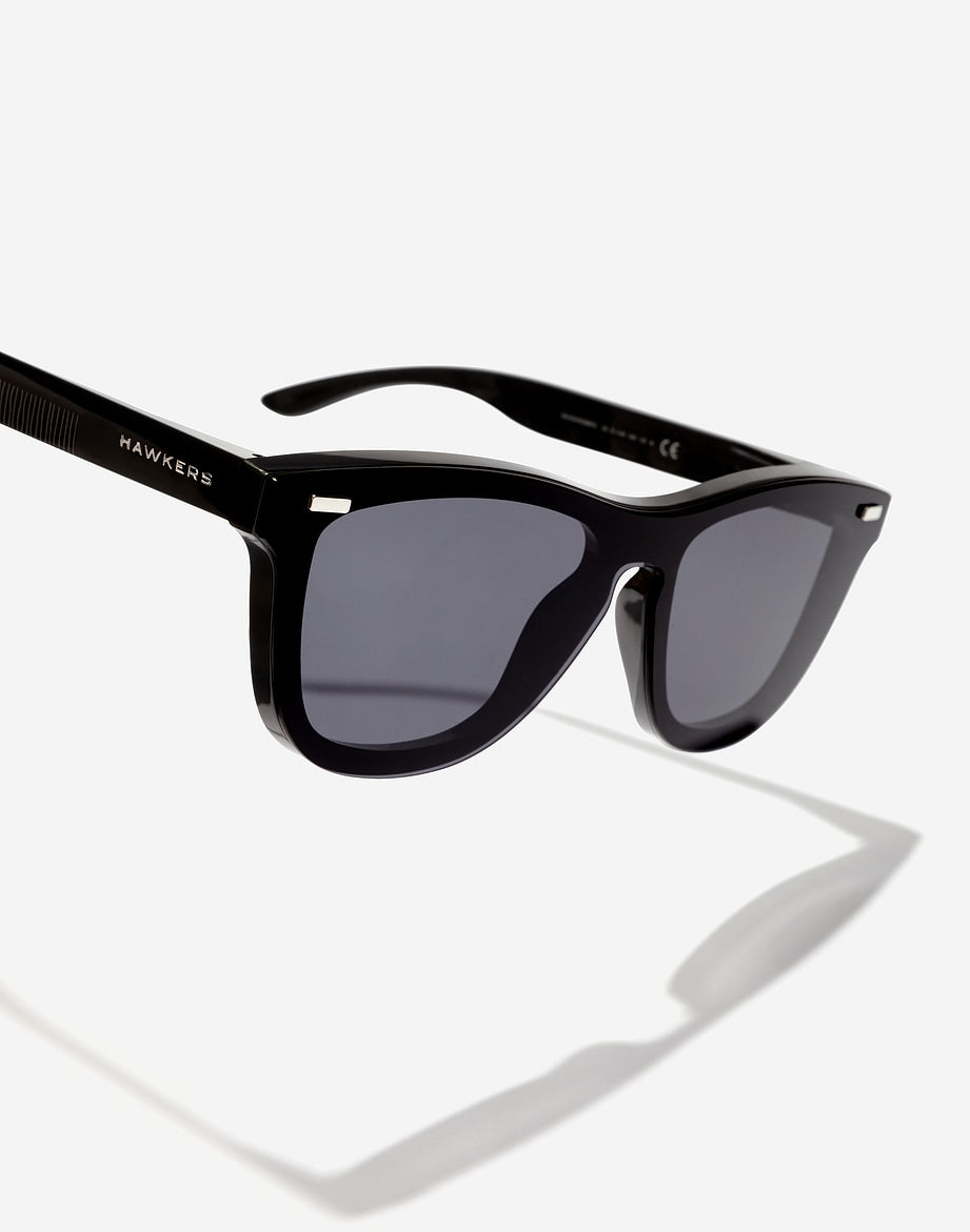 HAWKERS X PAULA ECHEVARRIA - ONE VENM RAW HAWKERS