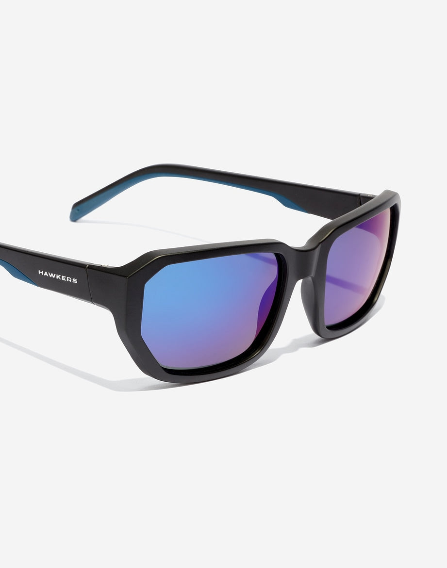 BOLT - POLARIZED BLACK BLUE SKY HAWKERS