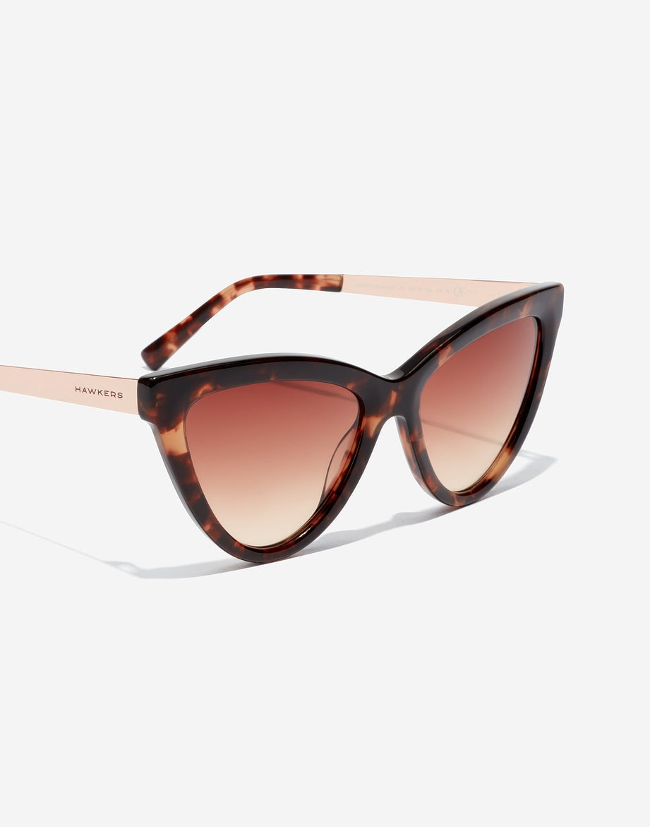 COSMO - BROWN TERRACOTA HAWKERS