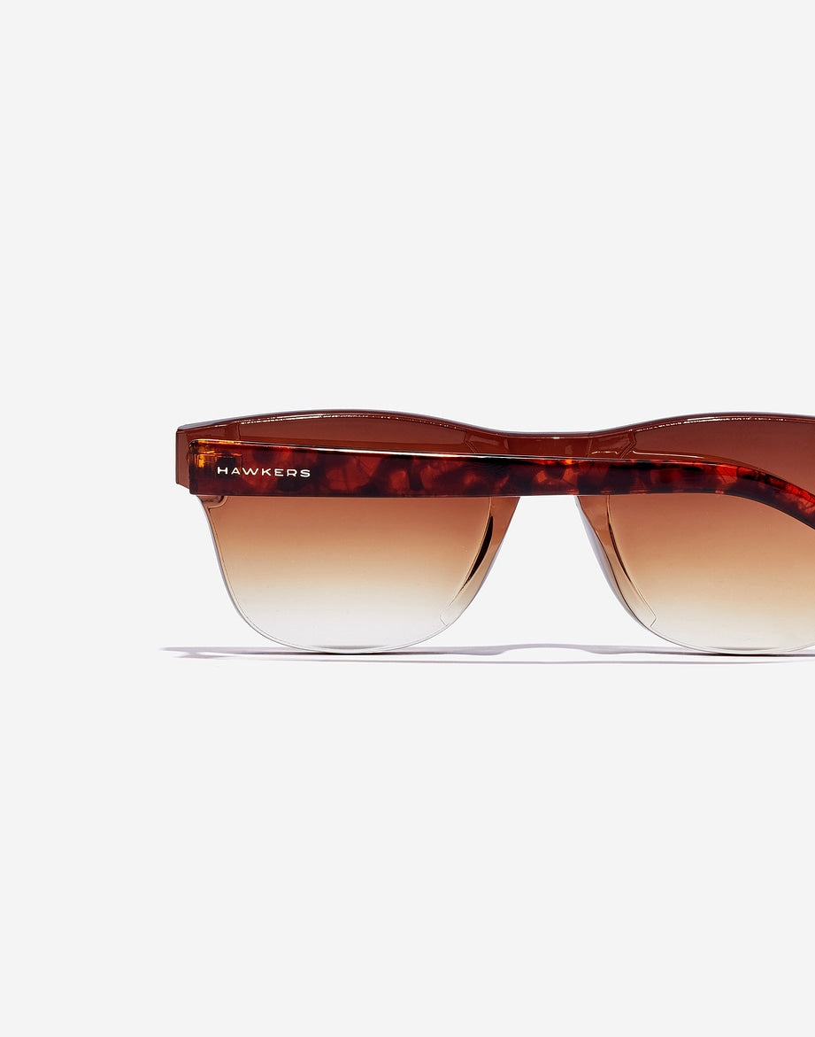 IDLE - GRADIENT BROWN HAWKERS