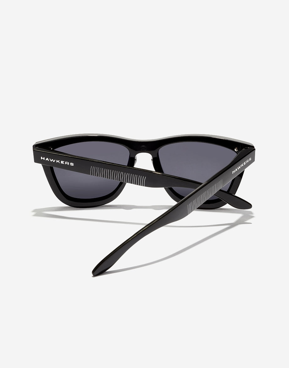 HAWKERS X PAULA ECHEVARRIA - ONE VENM RAW HAWKERS