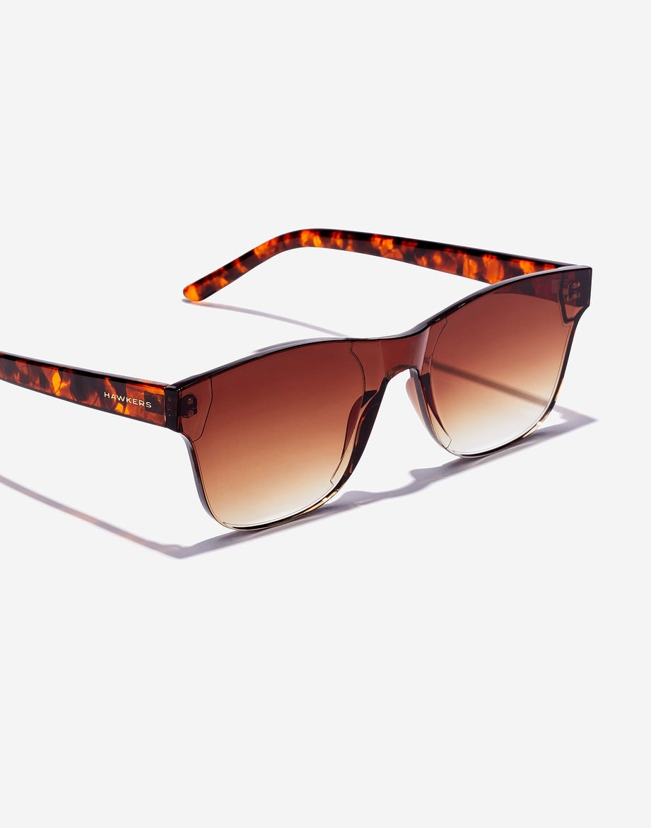 IDLE - GRADIENT BROWN HAWKERS
