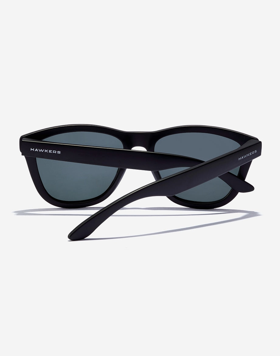 ONE COLT - POLARIZED BLACK GREY HAWKERS