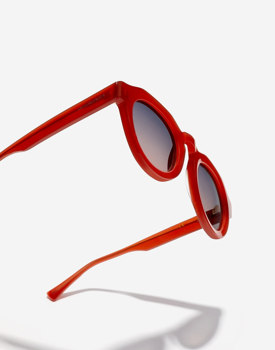 WARWICK UPTOWN- TERRACOTA ROSEWOOD HAWKERS