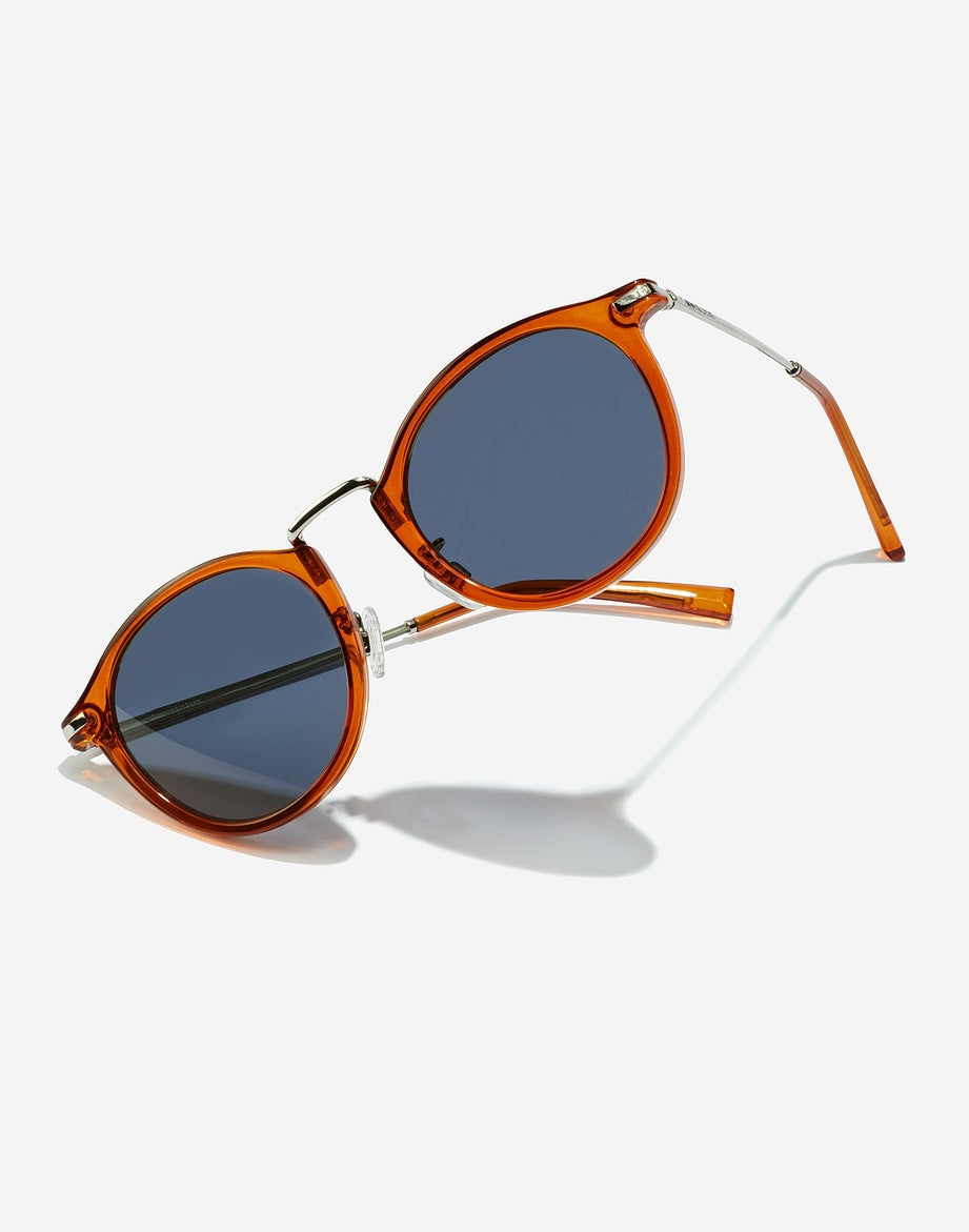 DEALER - GINGERBREAD BLUE HAWKERS