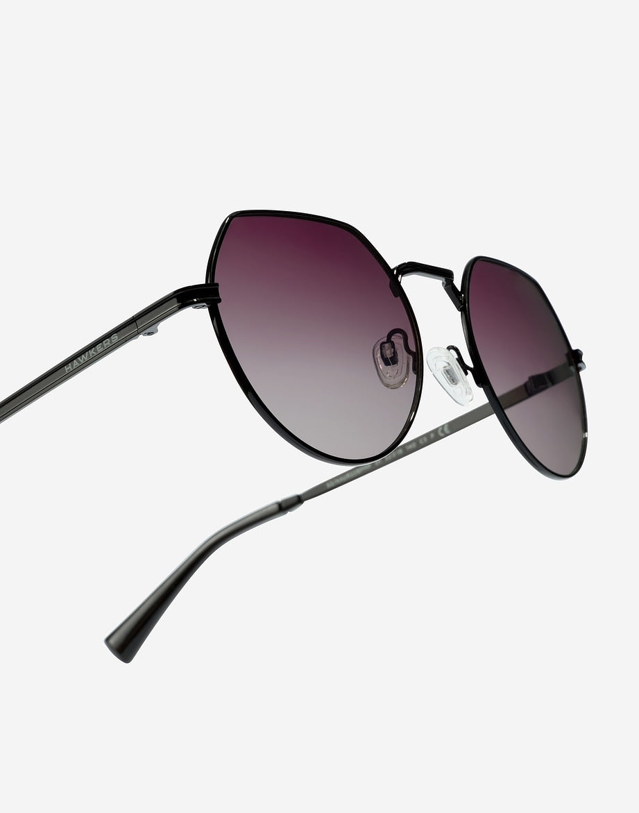 AURA - POLARIZED BLACK GRAPE HAWKERS