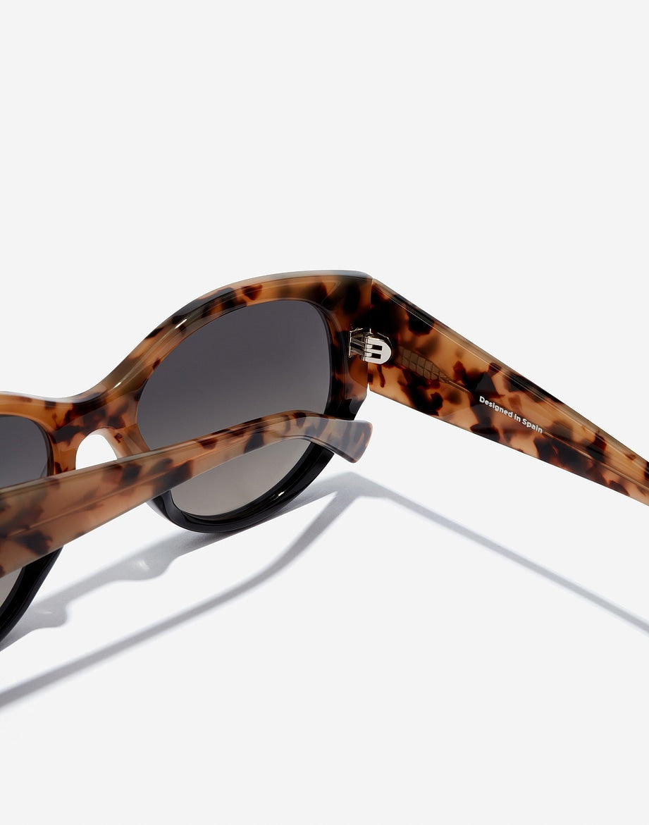 MIRANDA - LEO BLACK HAWKERS