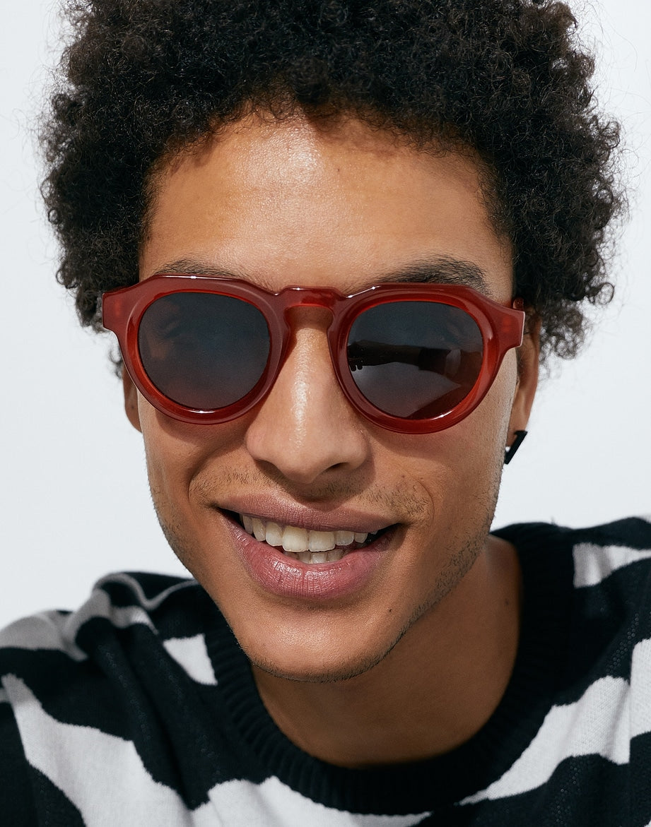 WARWICK UPTOWN- TERRACOTA ROSEWOOD HAWKERS