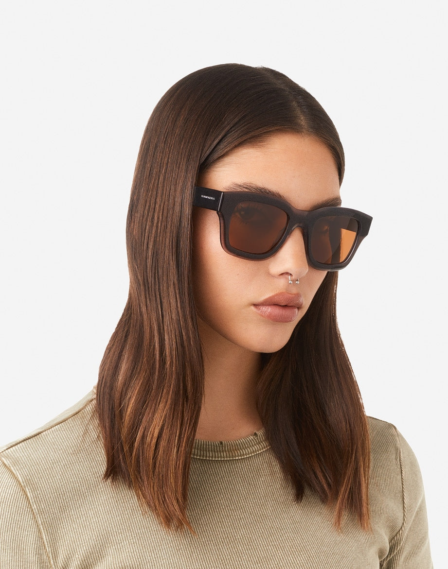 CULTURE - POLARIZED DARK GREY BROWN HAWKERS