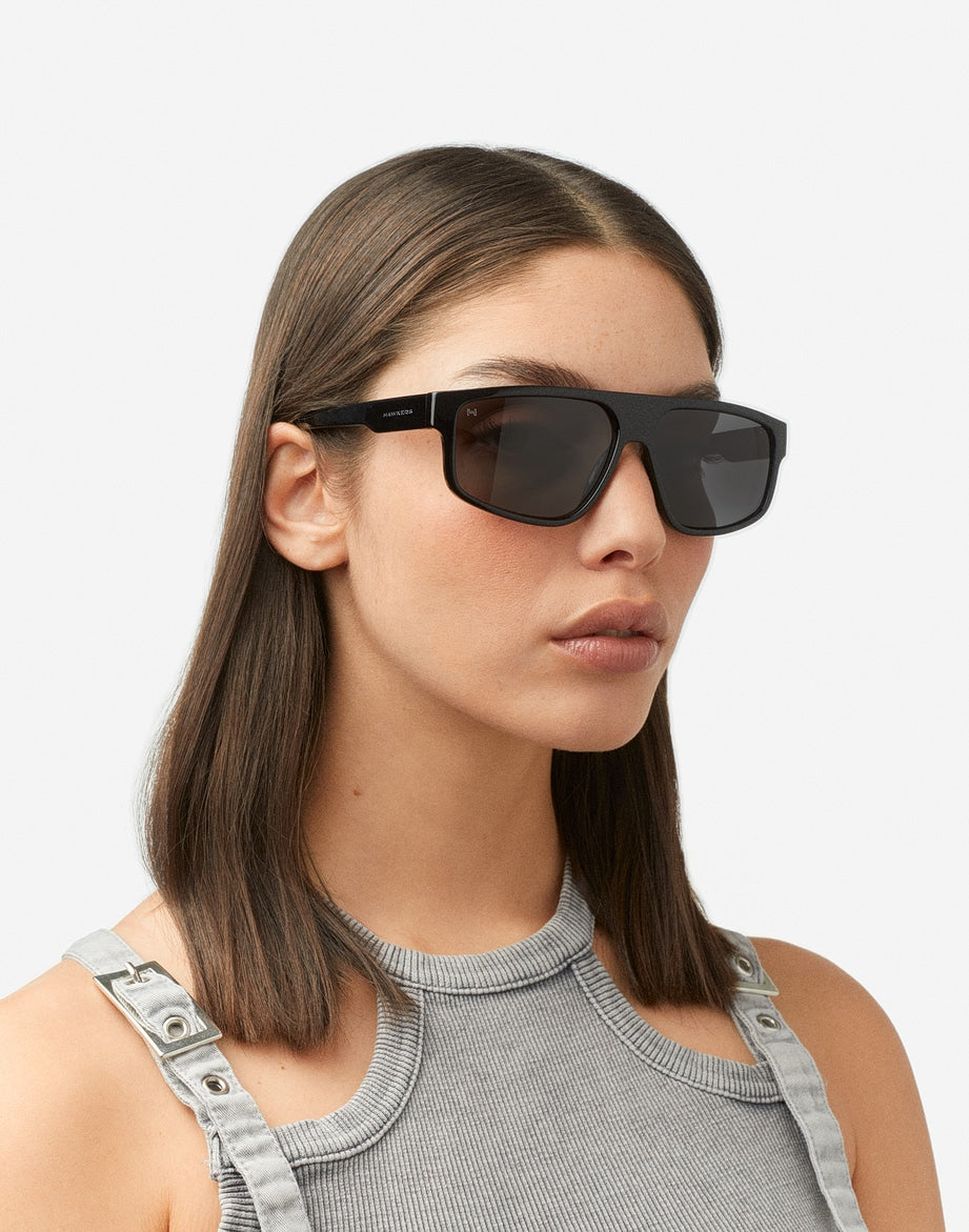 ASTRO - BLACK WHITE DARK ECO Nwadri