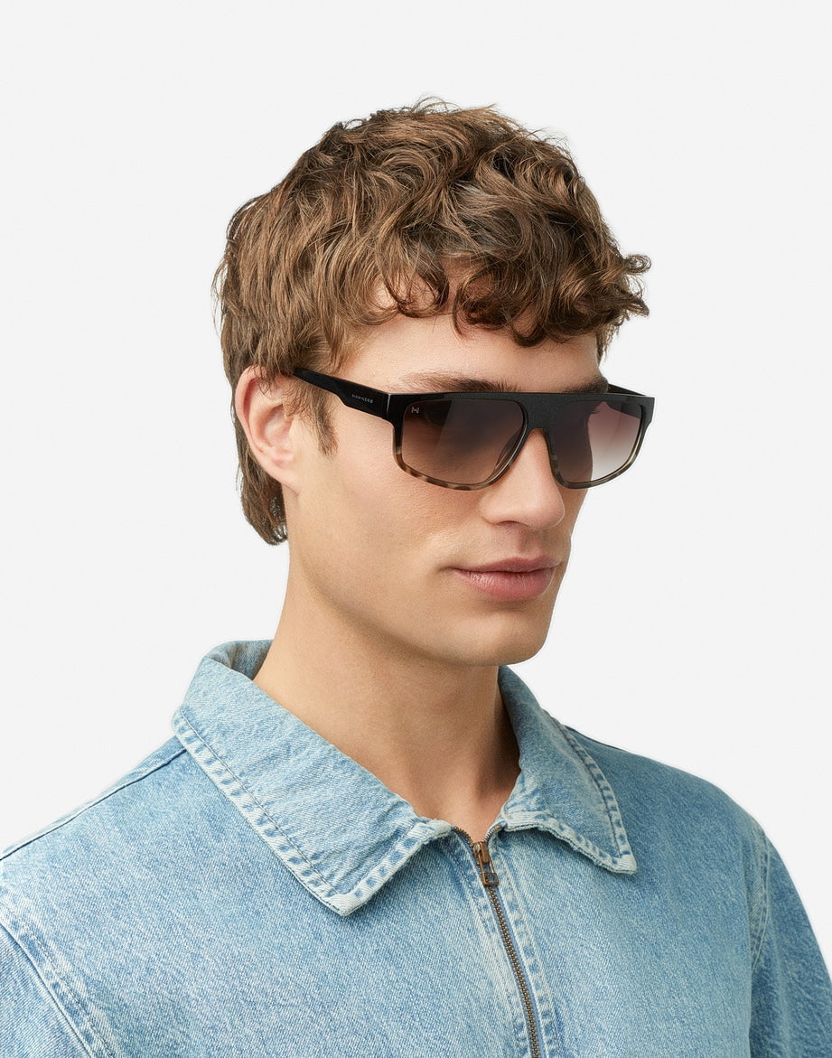 ASTRO - BLACK WHITE DARK ECO Nwadri