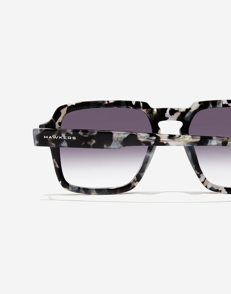 HAWKERS X SMILEY - LASH ECO NWADRI