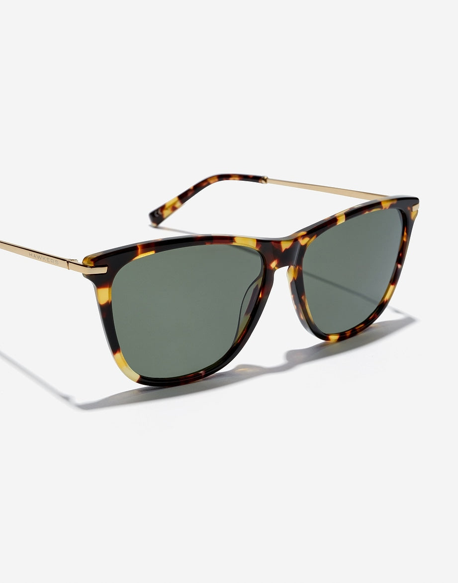 ONE CROSSWALK - BLACK MOSS Nwadri