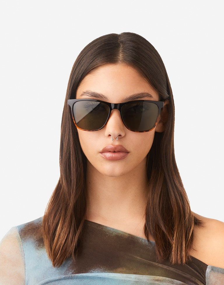 WAVE - POLARIZED CAREY ALLIGATOR Nwadri